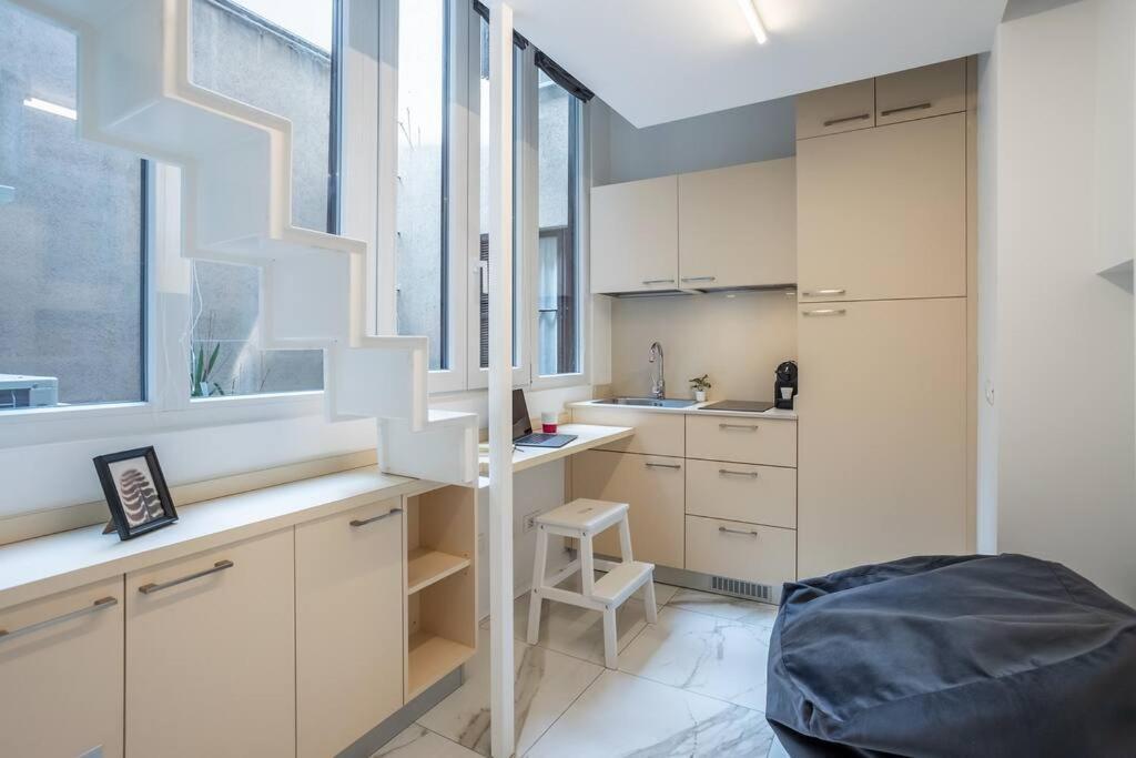 Duomo'S Nest - Central Mini-Apt Милан Экстерьер фото